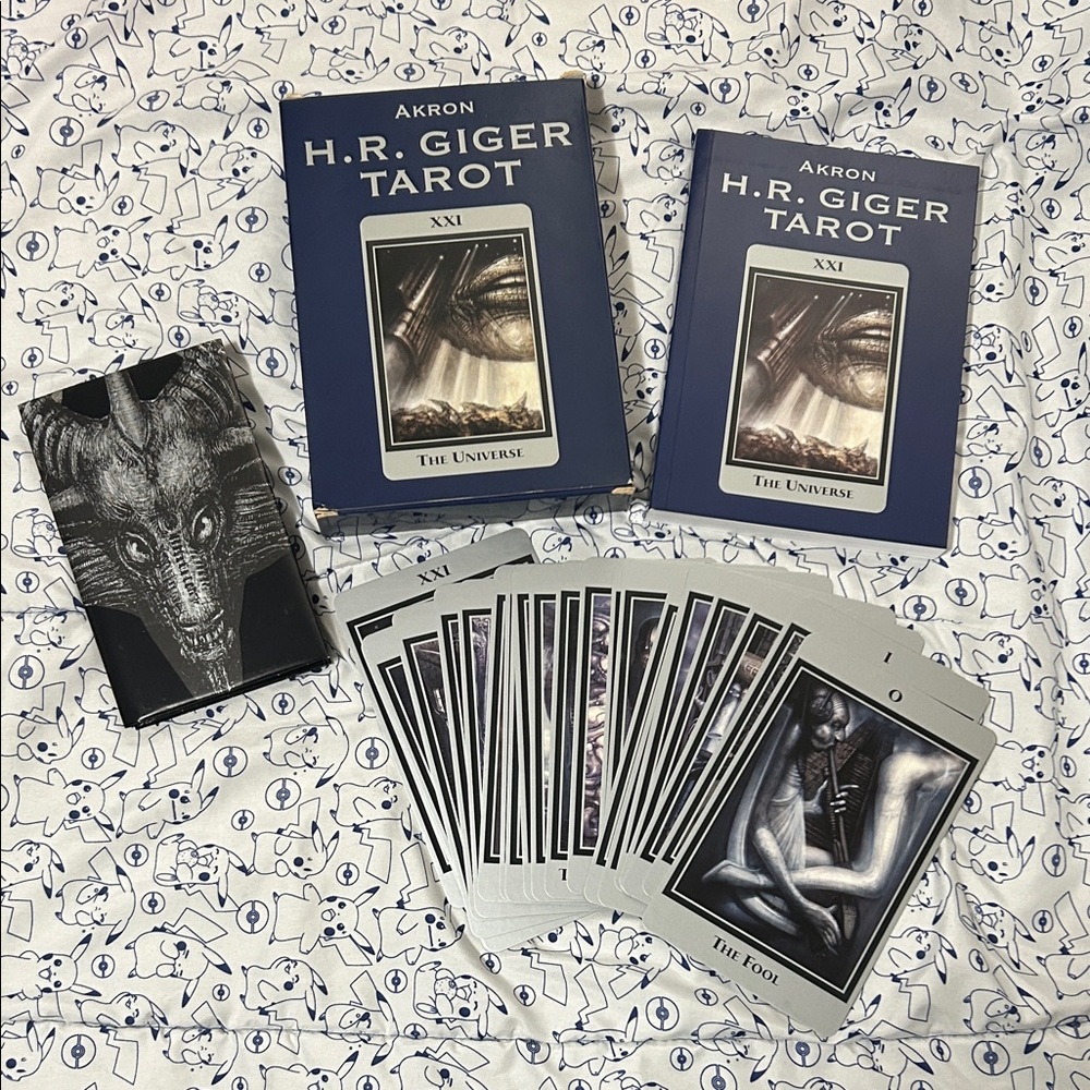 VINTAGE 2000 | H. R. Giger 22 Tarot Card Set & Poster  - COMPLETE